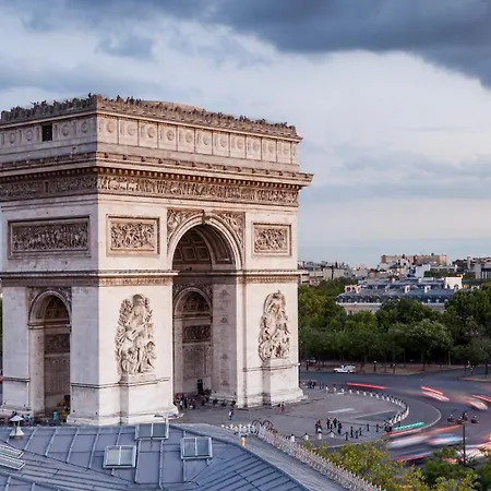 Studio Champs Elysees Tour Eiffel Paris Exterior photo