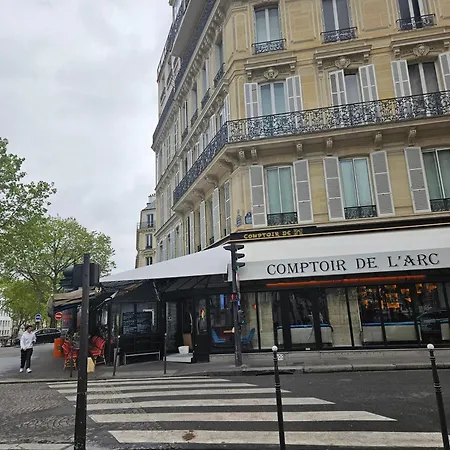 Studio Champs Elysees Tour Eiffel Paris Exterior photo